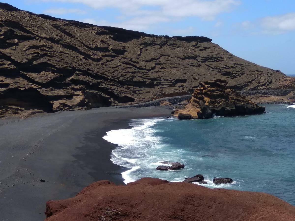 Lanzarote - El Golfo Vila Exterior foto