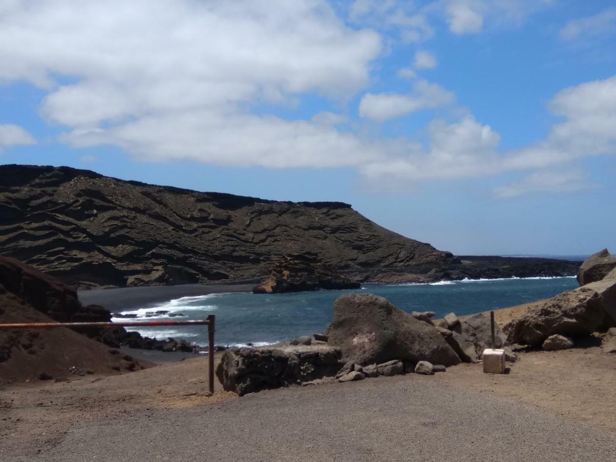 Lanzarote - El Golfo Vila Exterior foto